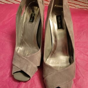 513. 3 for $35 - Style & Co gray open toe heels